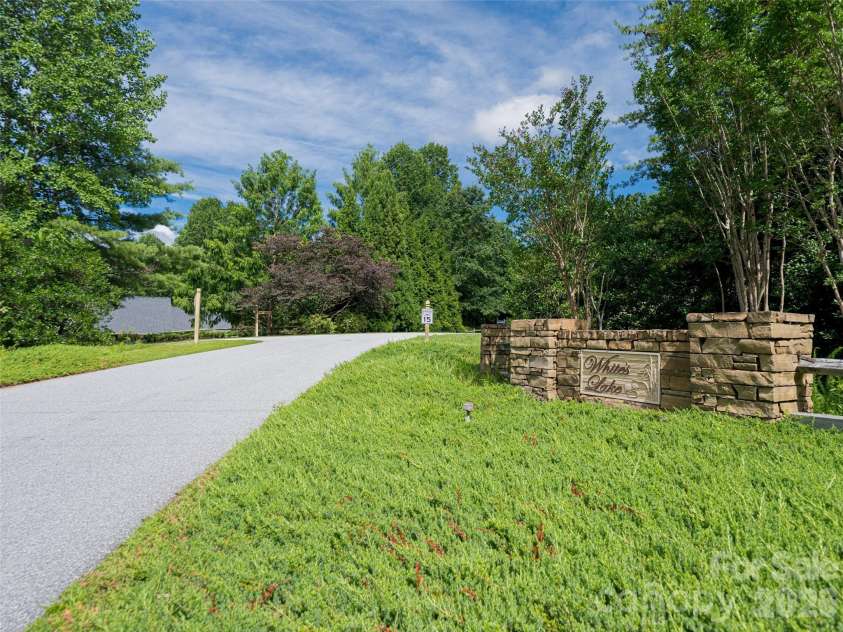 935 Whites Lake Boulevard, Saluda, NC 28773.  MLS# CAR4363522, YatesRealty ID 13007. 