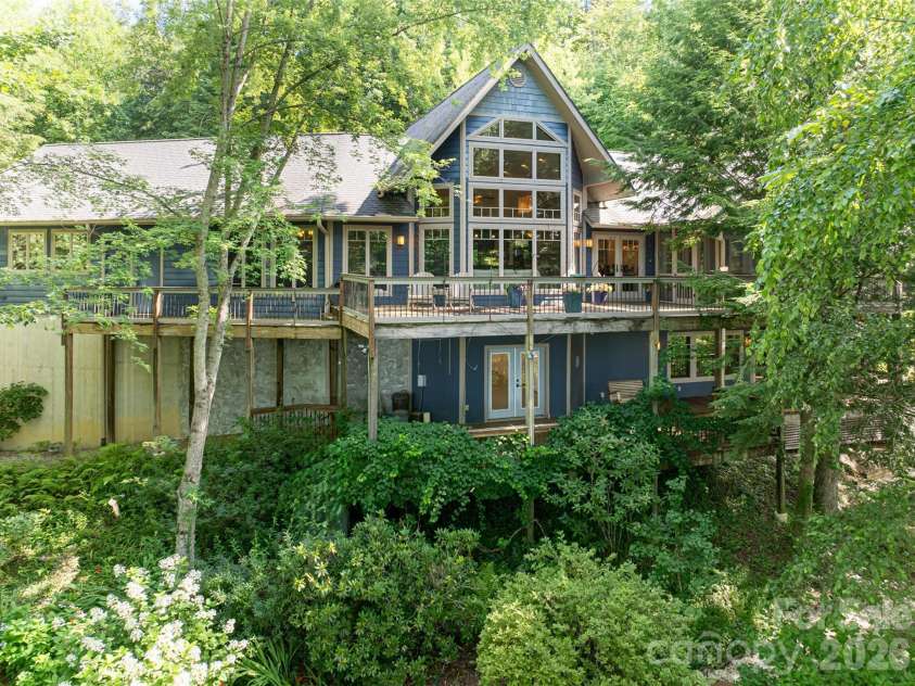 935 Whites Lake Boulevard, Saluda, NC 28773.  MLS# CAR4363522, YatesRealty ID 13007. 