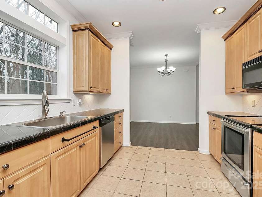 642 Brynwood Drive, Rock Hill, SC 29732.  MLS# CAR4256793, YatesRealty ID 13008. 
