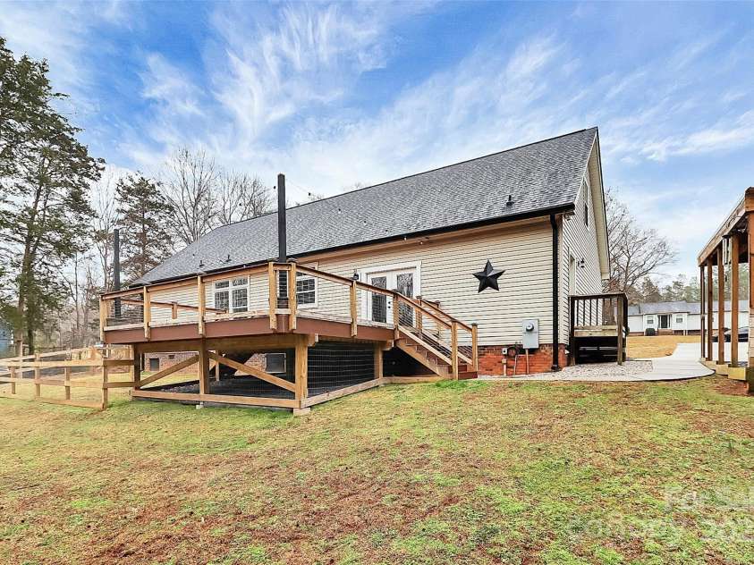 642 Brynwood Drive, Rock Hill, SC 29732.  MLS# CAR4256793, YatesRealty ID 13008. 