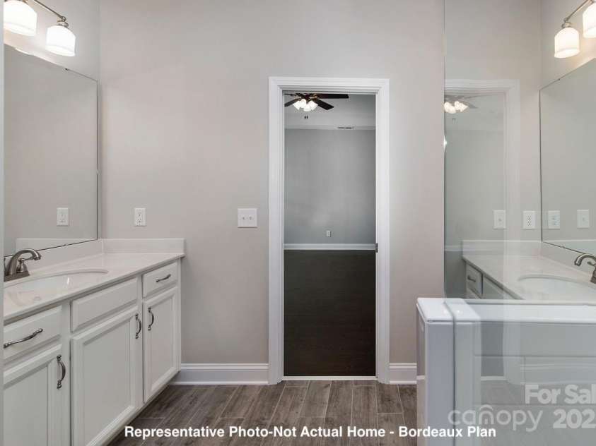 19732-B School Street, Cornelius, NC 28031.  MLS# CAR4235035, YatesRealty ID 13009. Main Bath-Bordeaux Plan