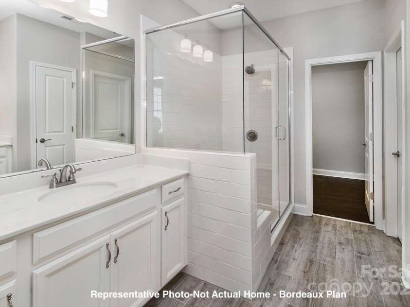 19732-B School Street, Cornelius, NC 28031.  MLS# CAR4235035, YatesRealty ID 13009. Main Bath-Bordeaux Plan