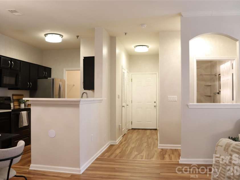 700 Vista Lake Drive, Candler, NC 28715.  MLS# CAR4365979, YatesRealty ID 13009. 