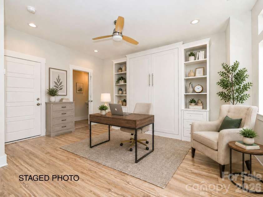 916 Callahan Street, Charlotte, NC 28206.  MLS# CAR4208865, YatesRealty ID 1301. 1st Floor Flex Room *Virtually Staged*