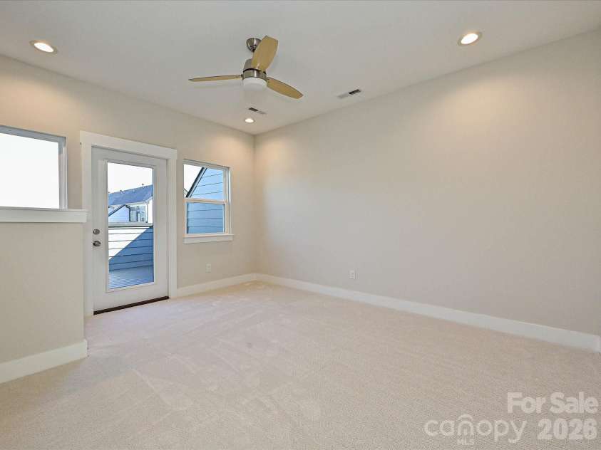 916 Callahan Street, Charlotte, NC 28206.  MLS# CAR4208865, YatesRealty ID 1301. Bedroom 3/Bonus Room 