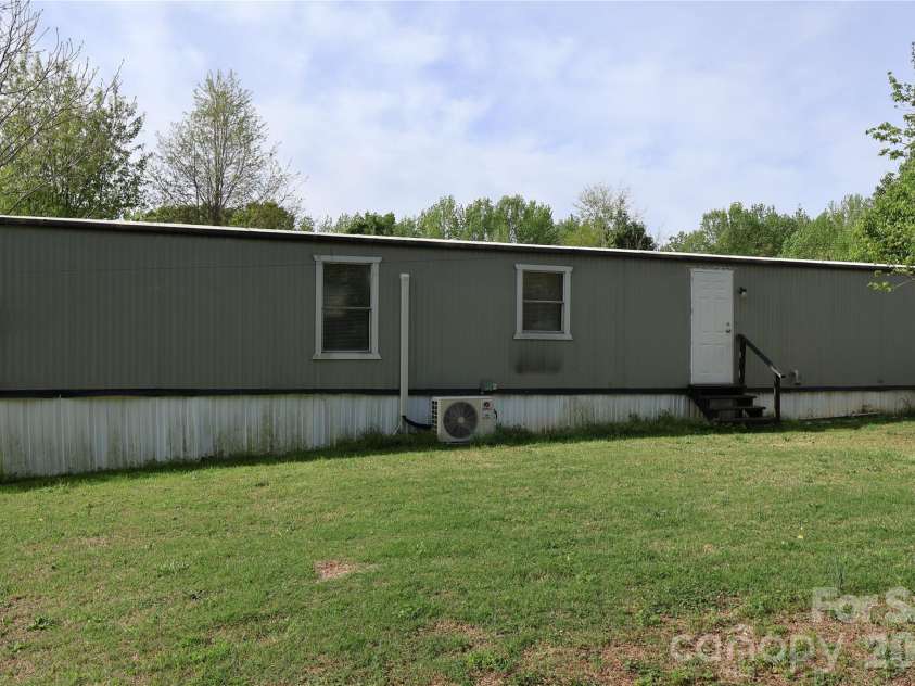 126 Cedarvale Drive, Harmony, NC 28634.  MLS# CAR4366262, YatesRealty ID 13010. 