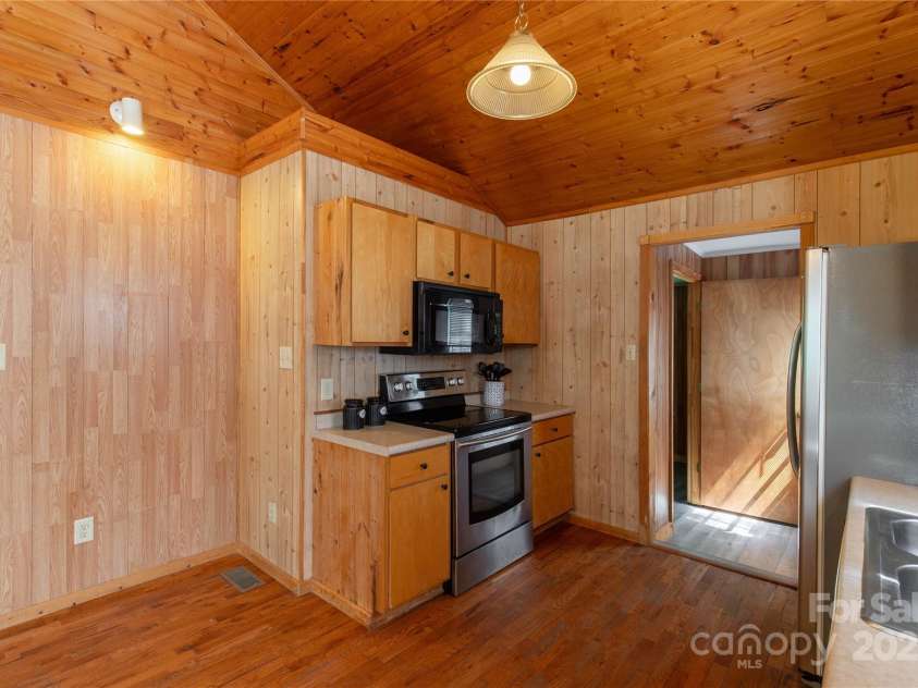201 Trinity Street, Clover, SC 29710.  MLS# CAR4253318, YatesRealty ID 13011. Kitchen
