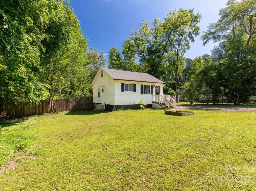 201 Trinity Street, Clover, SC 29710.  MLS# CAR4253318, YatesRealty ID 13011. Large Front Yard