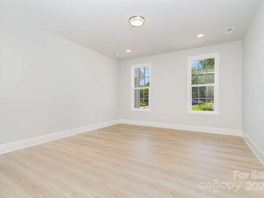 19724-B School Street, Cornelius, NC 28031.  MLS# CAR4235027, YatesRealty ID 13012. 