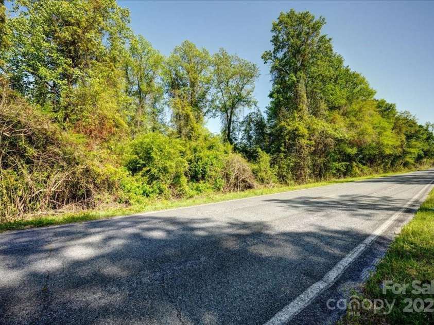 442 Summerhill Road, Turkey, NC 28393.  MLS# CAR4245235, YatesRealty ID 13013. 