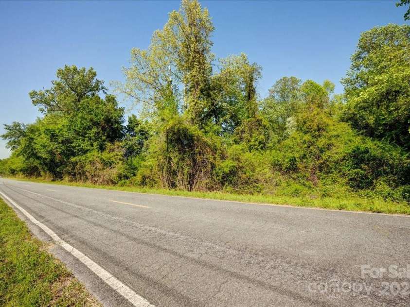 442 Summerhill Road, Turkey, NC 28393.  MLS# CAR4245235, YatesRealty ID 13013. 