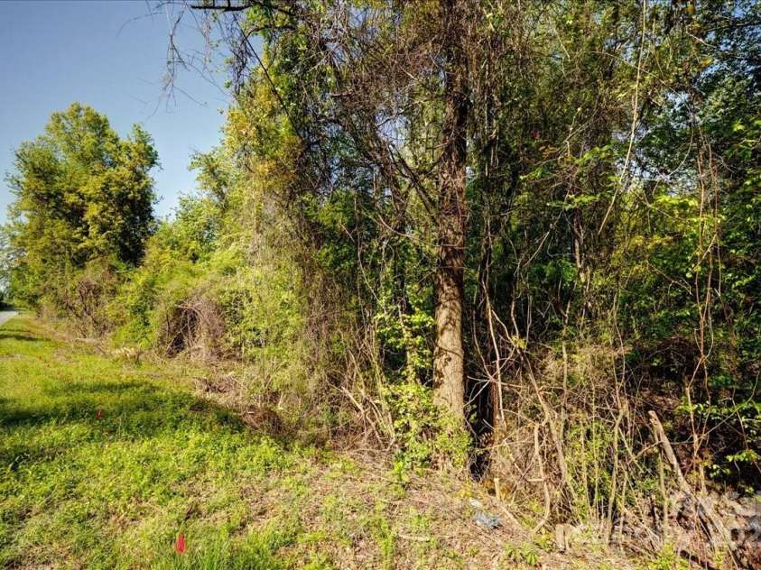 442 Summerhill Road, Turkey, NC 28393.  MLS# CAR4245235, YatesRealty ID 13013. 