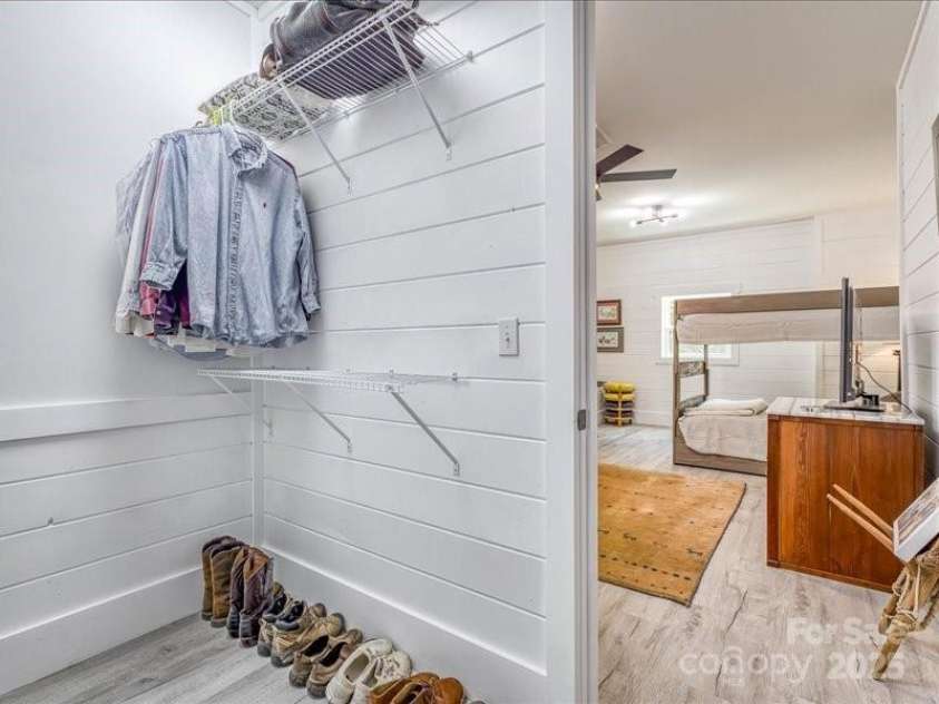 2054 Catawba Trail, Nebo, NC 28761.  MLS# CAR4255787, YatesRealty ID 13014. Walk-In Closet