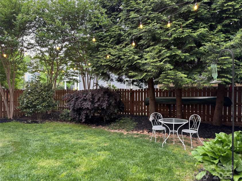 7409 Gilderstern Glen Court, Huntersville, NC 28078.  MLS# CAR4249870, YatesRealty ID 13015. Peaceful