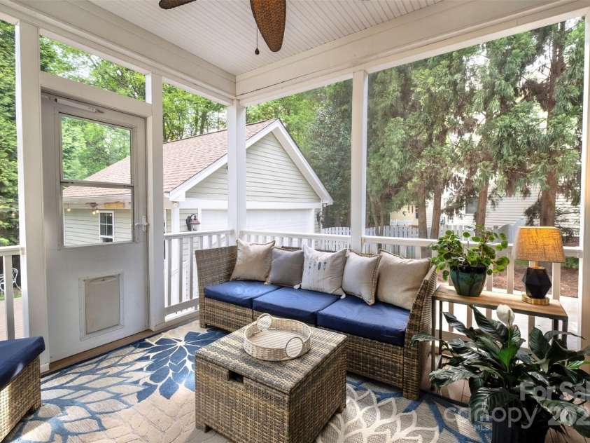 7409 Gilderstern Glen Court, Huntersville, NC 28078.  MLS# CAR4249870, YatesRealty ID 13015. Screened Porch