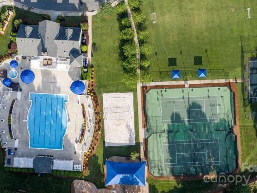 7409 Gilderstern Glen Court, Huntersville, NC 28078.  MLS# CAR4249870, YatesRealty ID 13015. Tennis, Volleyball, Pickleball, Soccer, Basketball, Birkdale