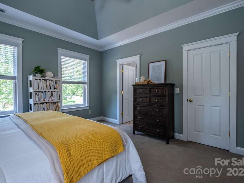 7409 Gilderstern Glen Court, Huntersville, NC 28078.  MLS# CAR4249870, YatesRealty ID 13015. Towards the walk-in closet and primary bath