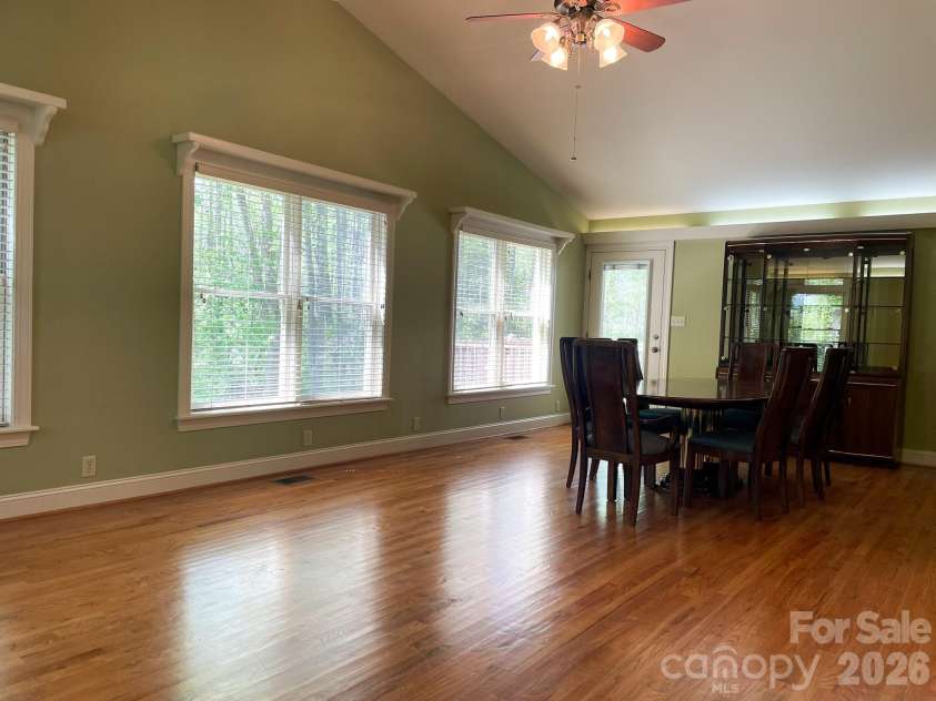 308 Brentwood Circle, Morganton, NC 28655.  MLS# CAR4367077, YatesRealty ID 13016. 