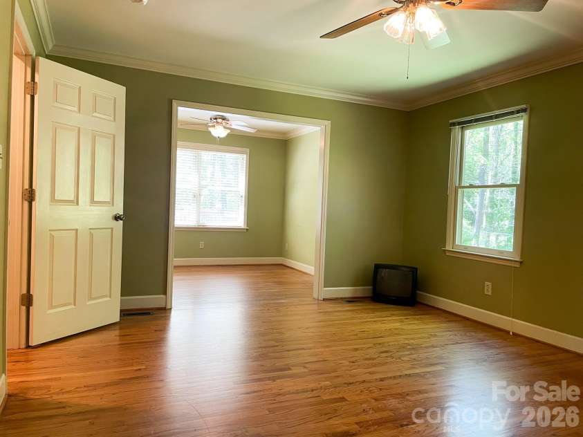 308 Brentwood Circle, Morganton, NC 28655.  MLS# CAR4367077, YatesRealty ID 13016. 