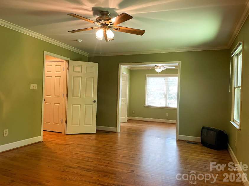 308 Brentwood Circle, Morganton, NC 28655.  MLS# CAR4367077, YatesRealty ID 13016. 