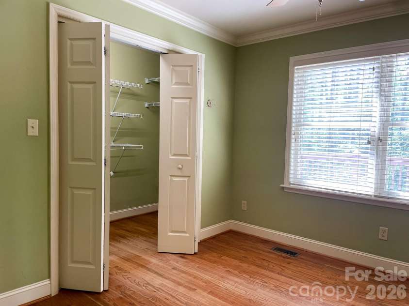 308 Brentwood Circle, Morganton, NC 28655.  MLS# CAR4367077, YatesRealty ID 13016. 