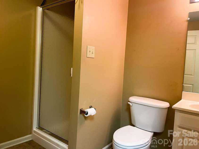 308 Brentwood Circle, Morganton, NC 28655.  MLS# CAR4367077, YatesRealty ID 13016. 