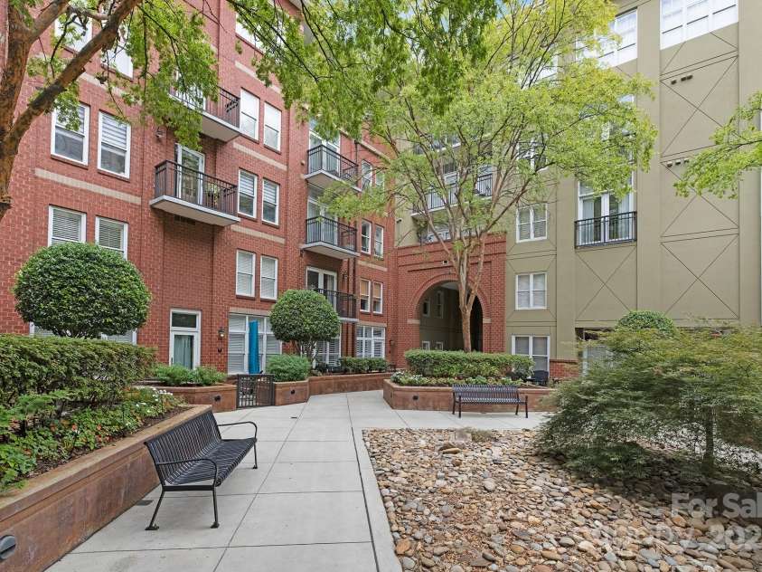 1320 Fillmore Avenue, Charlotte, NC 28203.  MLS# CAR4294902, YatesRealty ID 13017. 