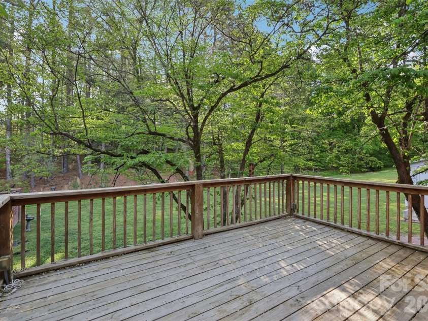 1002 Ridge Street, Albemarle, NC 28001.  MLS# CAR4362620, YatesRealty ID 13018. 