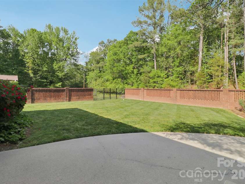 1002 Ridge Street, Albemarle, NC 28001.  MLS# CAR4362620, YatesRealty ID 13018. 