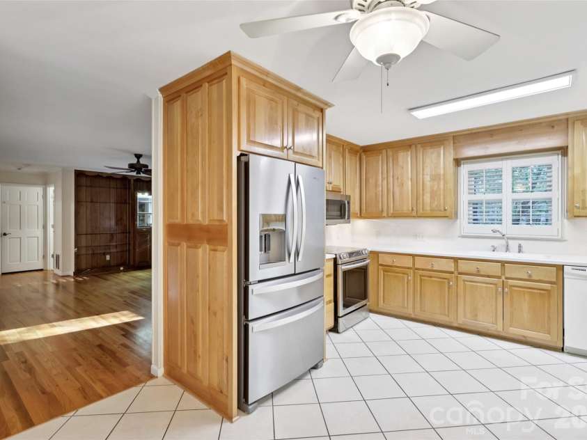 1002 Ridge Street, Albemarle, NC 28001.  MLS# CAR4362620, YatesRealty ID 13018. Kitchen