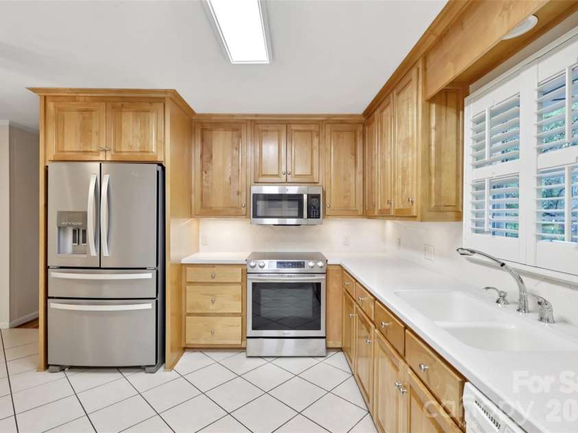 1002 Ridge Street, Albemarle, NC 28001.  MLS# CAR4362620, YatesRealty ID 13018. Kitchen