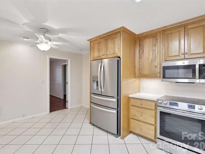 1002 Ridge Street, Albemarle, NC 28001.  MLS# CAR4362620, YatesRealty ID 13018. Kitchen