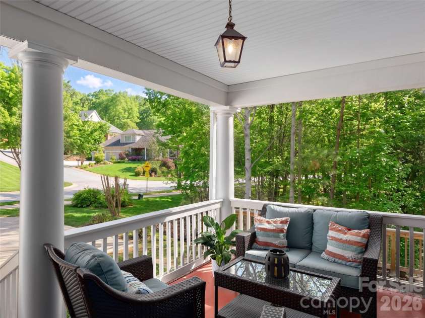 1672 Olmsted Drive, Asheville, NC 28803.  MLS# CAR4368882, YatesRealty ID 13020. 