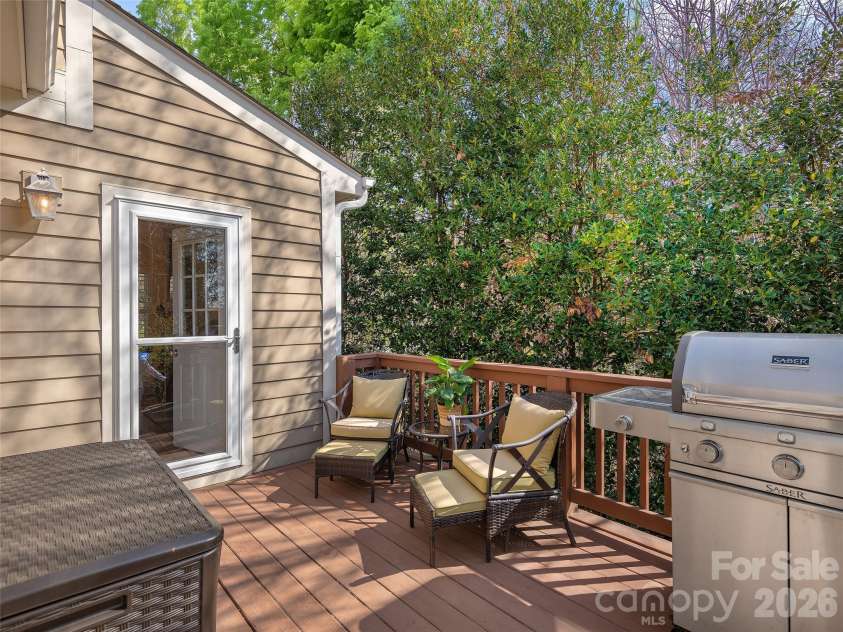 1672 Olmsted Drive, Asheville, NC 28803.  MLS# CAR4368882, YatesRealty ID 13020. 