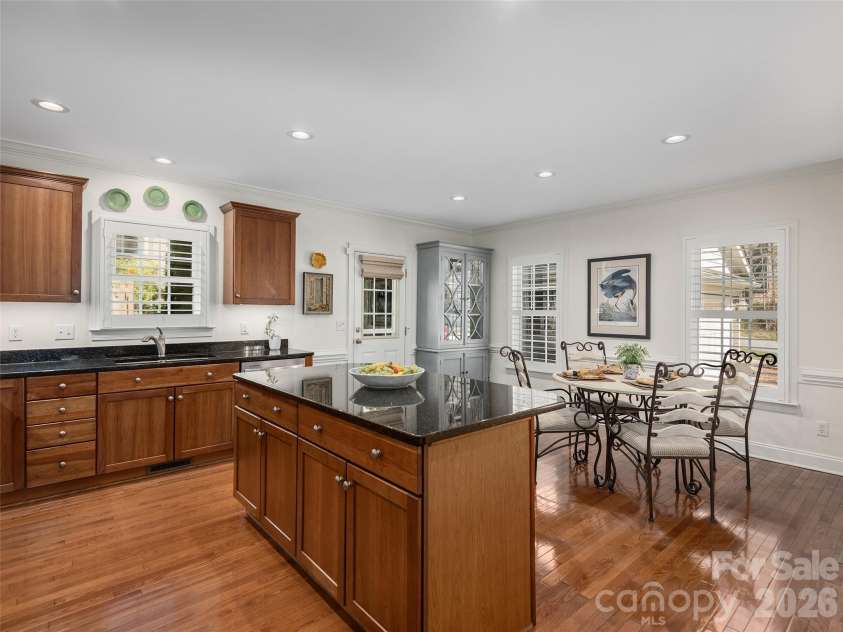 1672 Olmsted Drive, Asheville, NC 28803.  MLS# CAR4368882, YatesRealty ID 13020. 