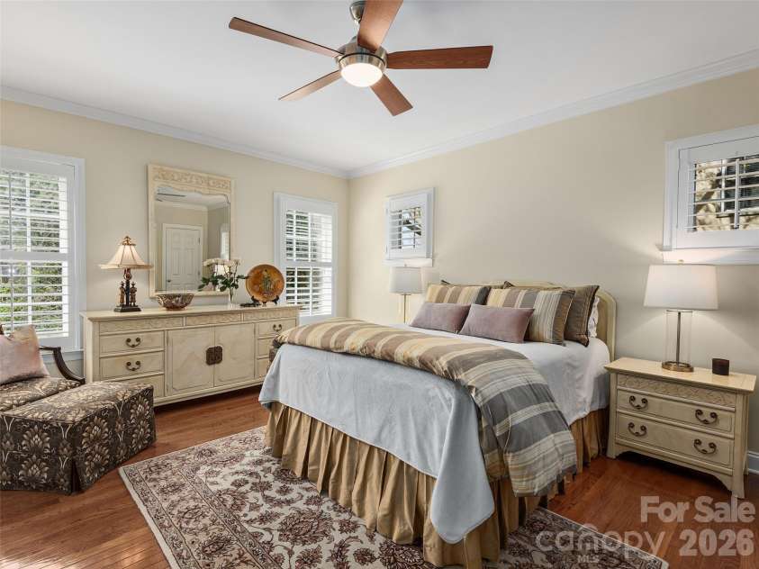 1672 Olmsted Drive, Asheville, NC 28803.  MLS# CAR4368882, YatesRealty ID 13020. 