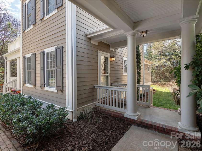 1672 Olmsted Drive, Asheville, NC 28803.  MLS# CAR4368882, YatesRealty ID 13020. 