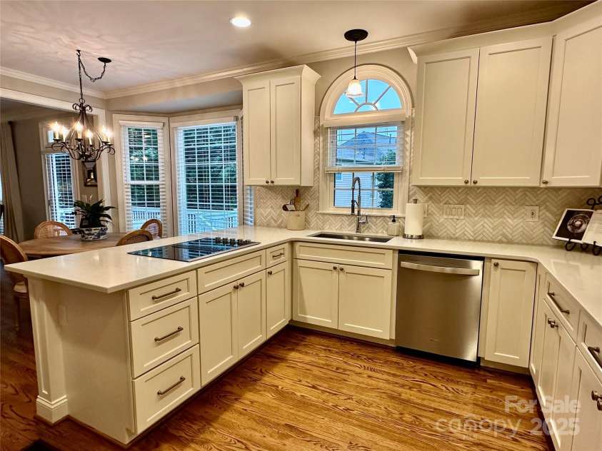 9508 Hayenridge Court, Huntersville, NC 28078.  MLS# CAR4244519, YatesRealty ID 13020. 