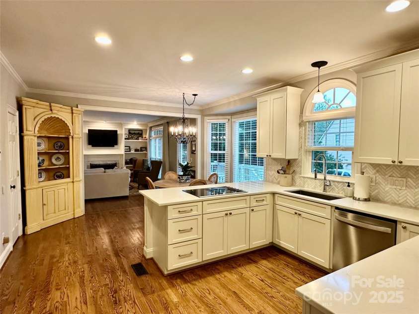 9508 Hayenridge Court, Huntersville, NC 28078.  MLS# CAR4244519, YatesRealty ID 13020. 