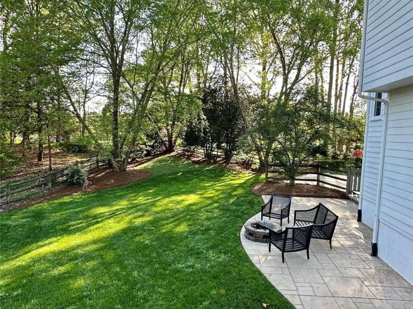 9508 Hayenridge Court, Huntersville, NC 28078.  MLS# CAR4244519, YatesRealty ID 13020. 