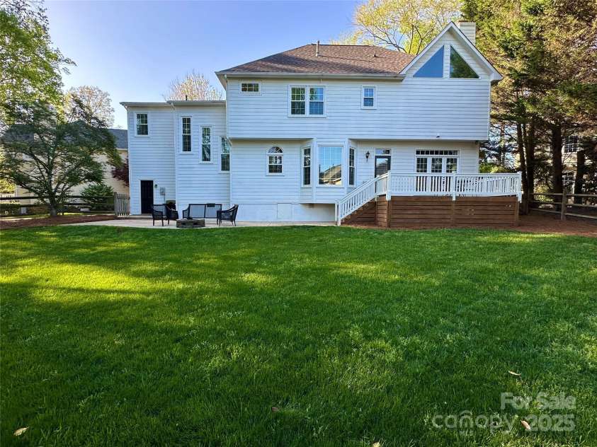 9508 Hayenridge Court, Huntersville, NC 28078.  MLS# CAR4244519, YatesRealty ID 13020. 