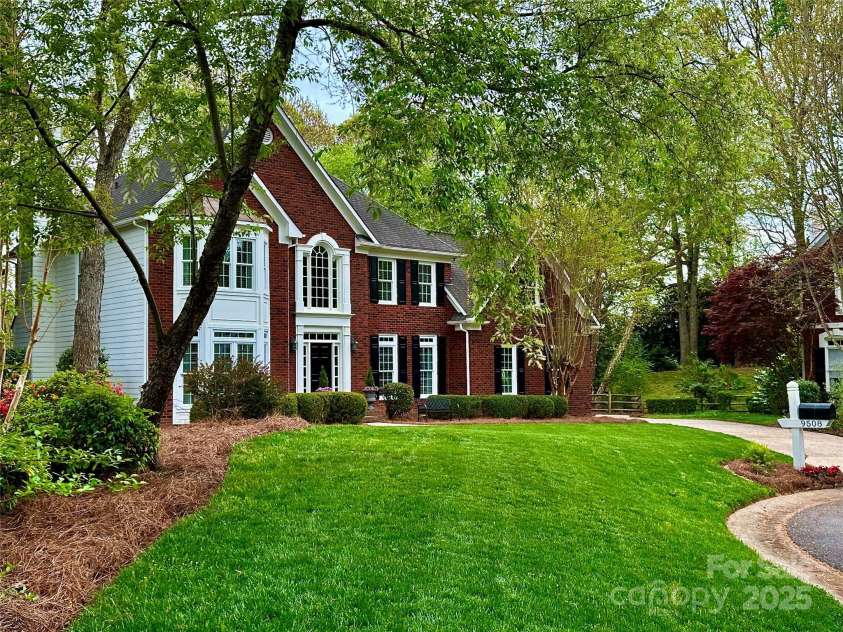 9508 Hayenridge Court, Huntersville, NC 28078.  MLS# CAR4244519, YatesRealty ID 13020. 