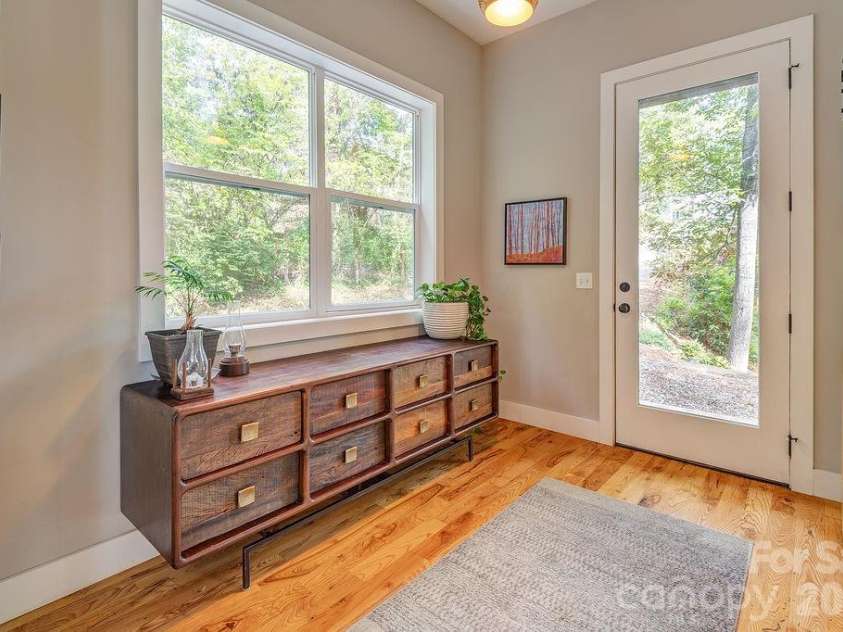 42 Salola Street, Asheville, NC 28806.  MLS# CAR4369930, YatesRealty ID 13021. 