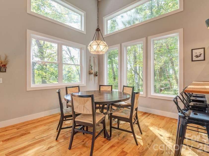 42 Salola Street, Asheville, NC 28806.  MLS# CAR4369930, YatesRealty ID 13021. 