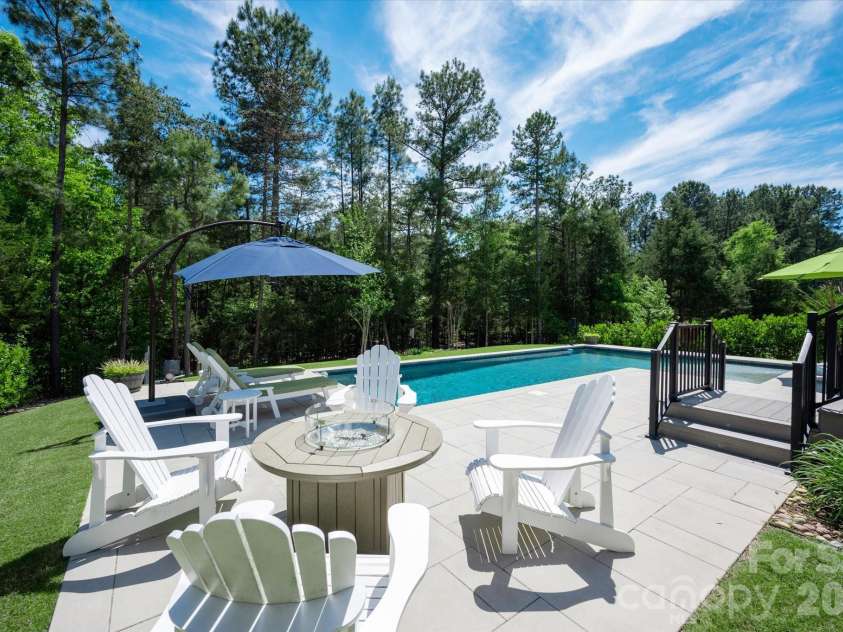 171 Sweet Briar Drive, Fort Mill, SC 29707.  MLS# CAR4370153, YatesRealty ID 13022. 