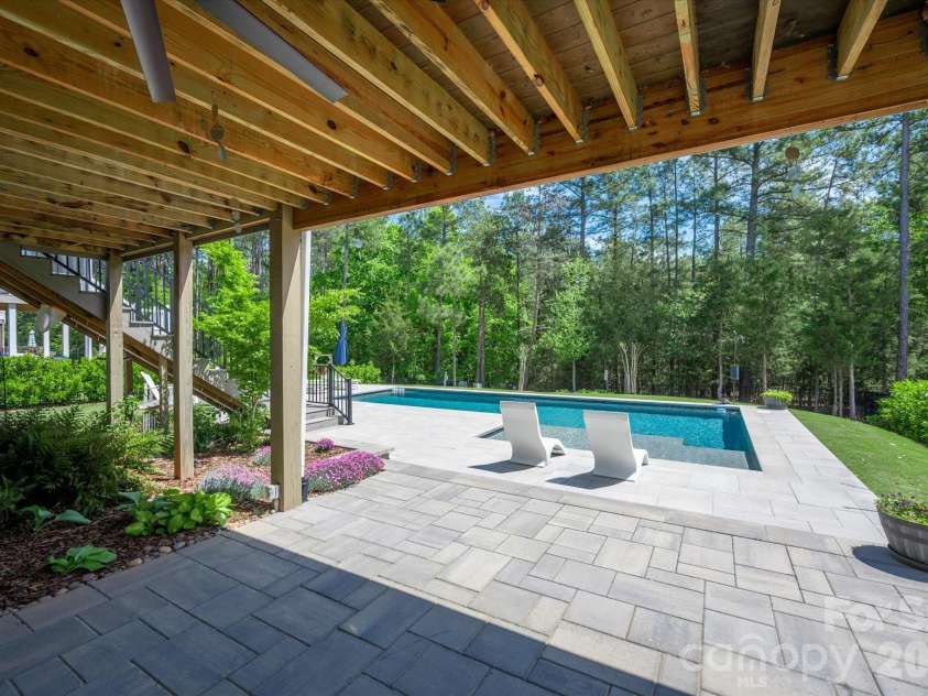 171 Sweet Briar Drive, Fort Mill, SC 29707.  MLS# CAR4370153, YatesRealty ID 13022. 
