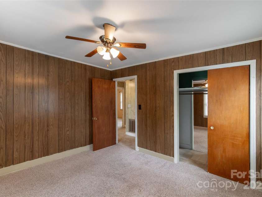 439 Kershaw Country Club Road, Kershaw, SC 29067.  MLS# CAR4255005, YatesRealty ID 13025. Bedroom #2 w/closet access to BR #3