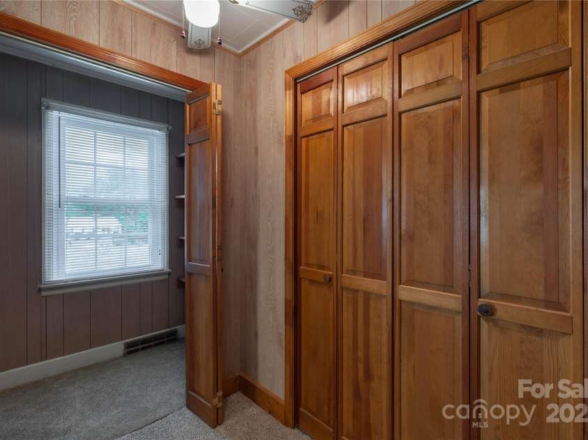 439 Kershaw Country Club Road, Kershaw, SC 29067.  MLS# CAR4255005, YatesRealty ID 13025. Plenty of closets in hallway