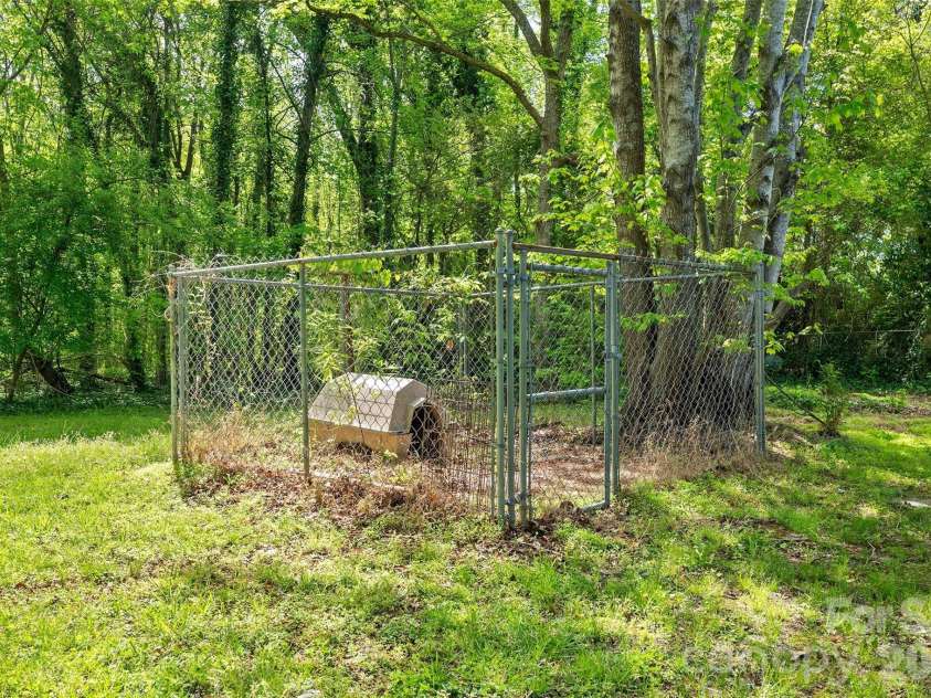 1514 Franklin Street, Gastonia, NC 28054.  MLS# CAR4368520, YatesRealty ID 13026. 
