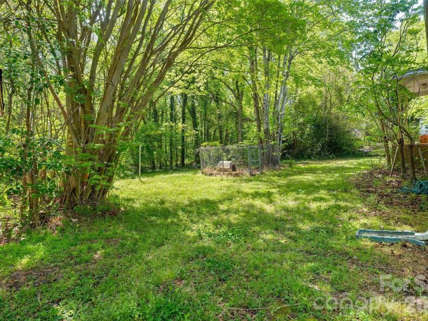 1514 Franklin Street, Gastonia, NC 28054.  MLS# CAR4368520, YatesRealty ID 13026. 